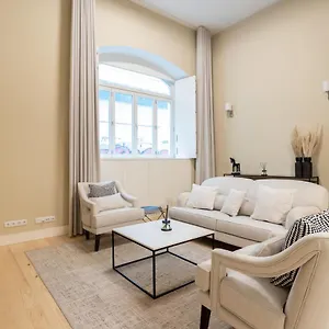 Flh Cais Sodre Trendy Duplex Apartment Lisbon